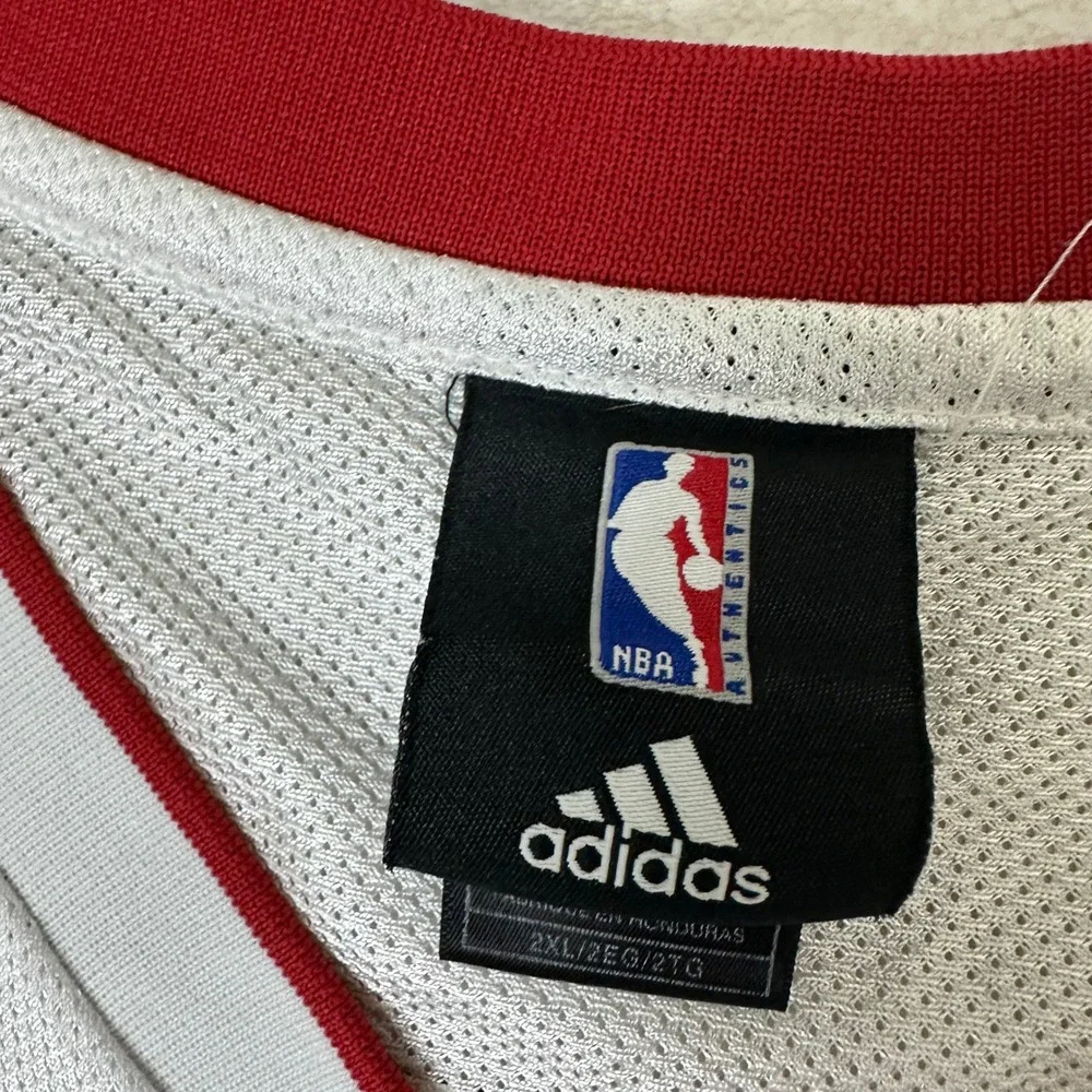 Vintage Miami Heat White Authentic Dwayne Wade #3 Adidas NBA Jersey Size‎ XXL